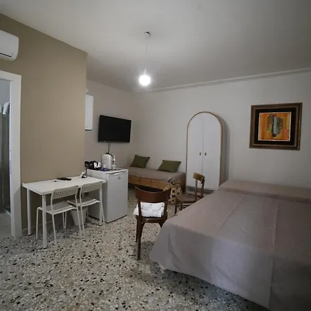 Con Balcone Διαμέρισμα *