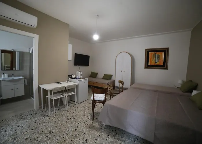 Con Balcone Apartment *